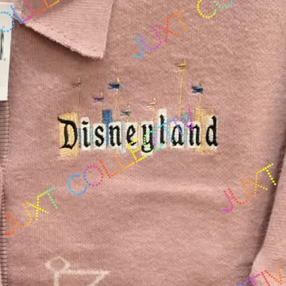 NWT Disney Her Universe Disneyland Marquee Castle Cardigan - Picture 2 of 3